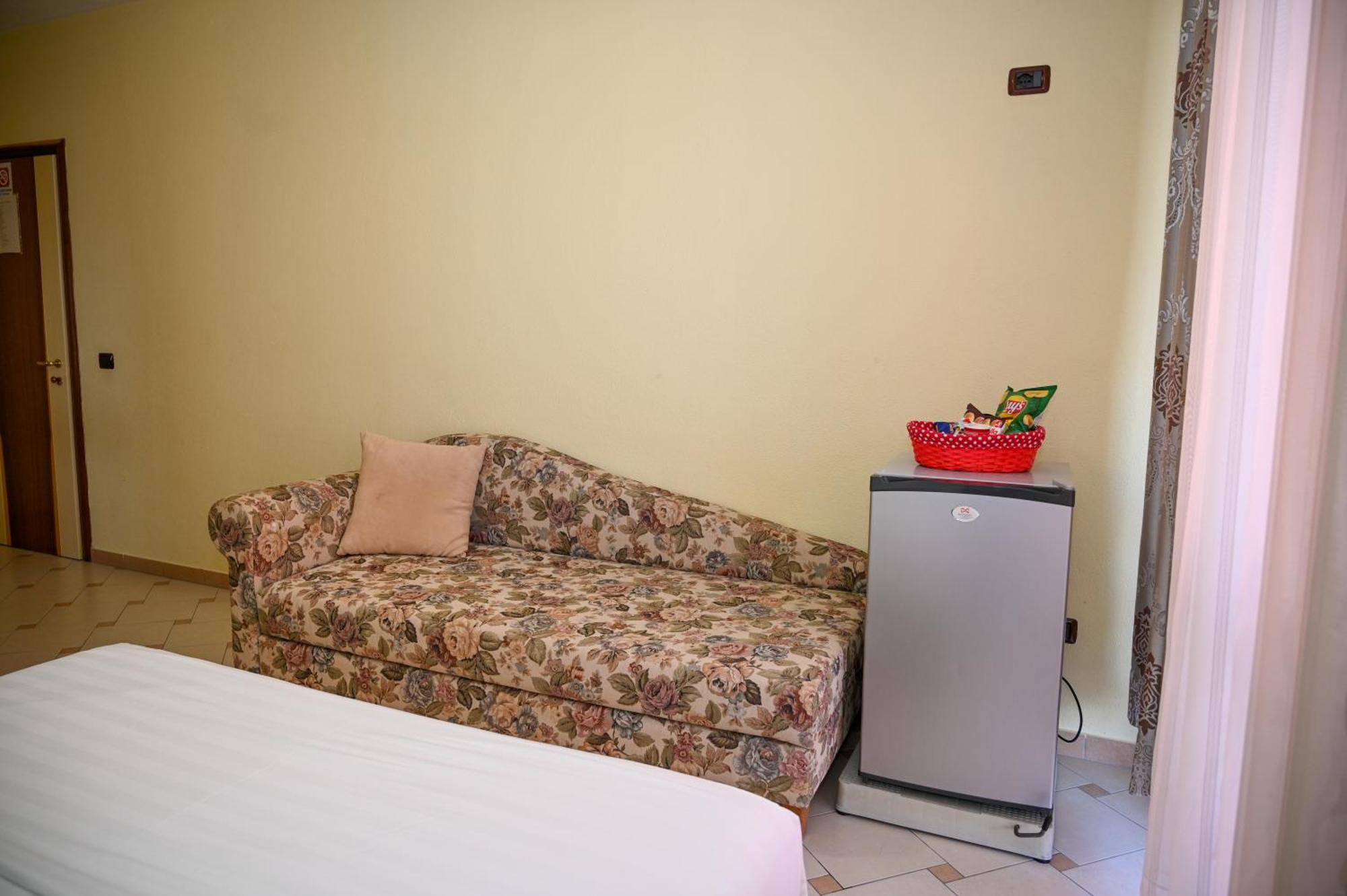 Hotel Vila Emes Durrës Cameră foto