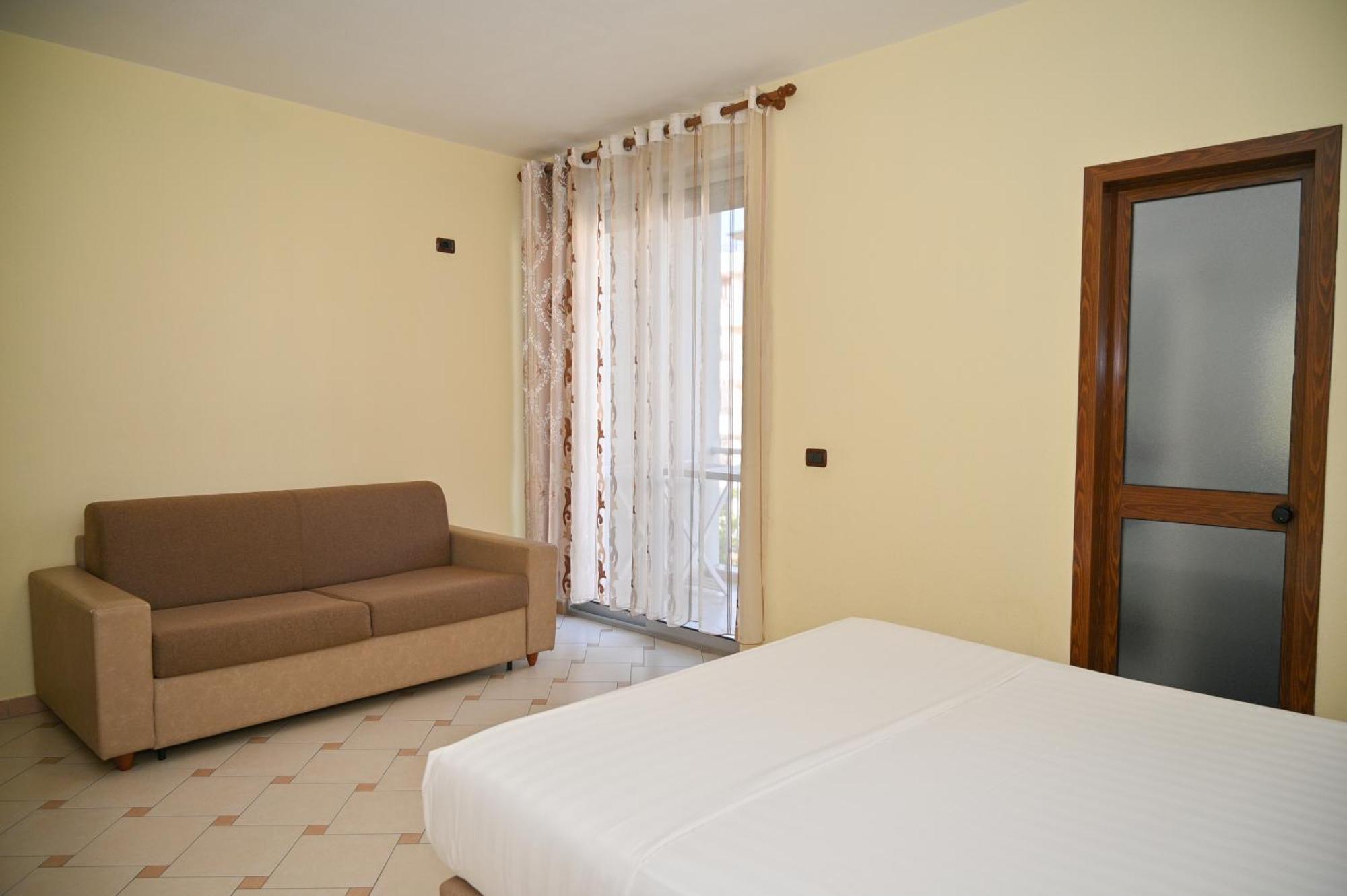 Hotel Vila Emes Durrës Cameră foto