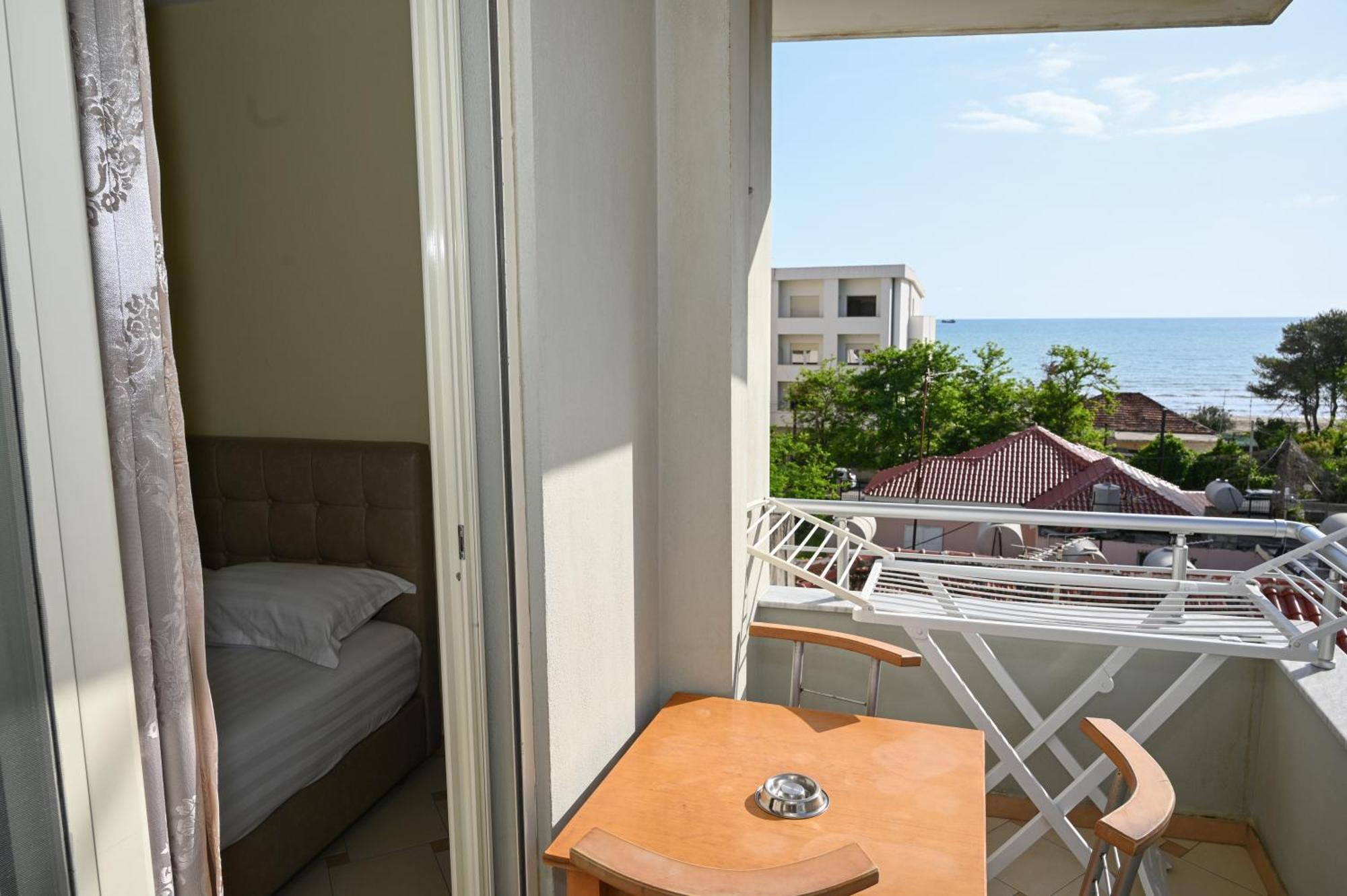 Hotel Vila Emes Durrës Cameră foto