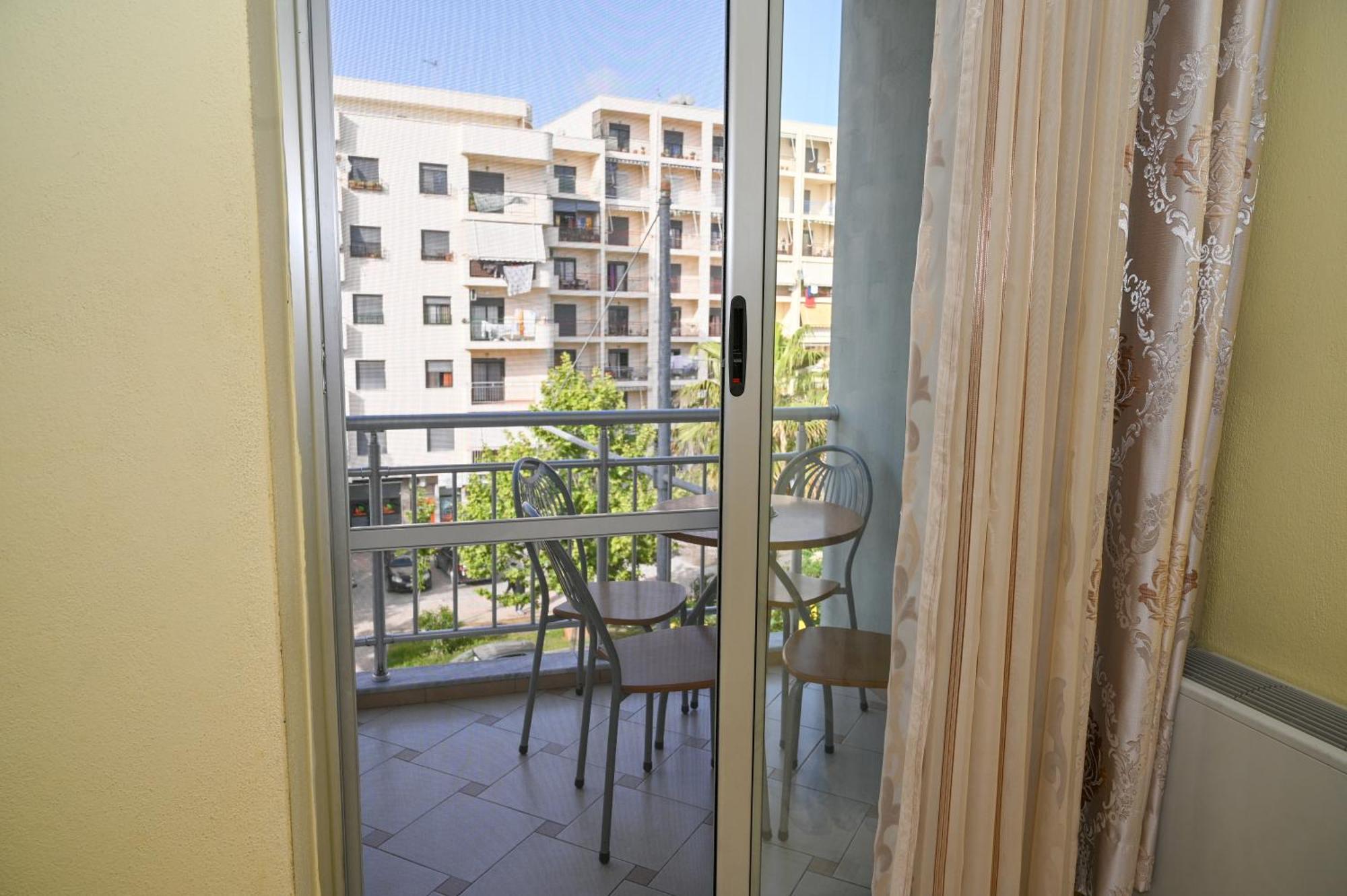 Hotel Vila Emes Durrës Cameră foto