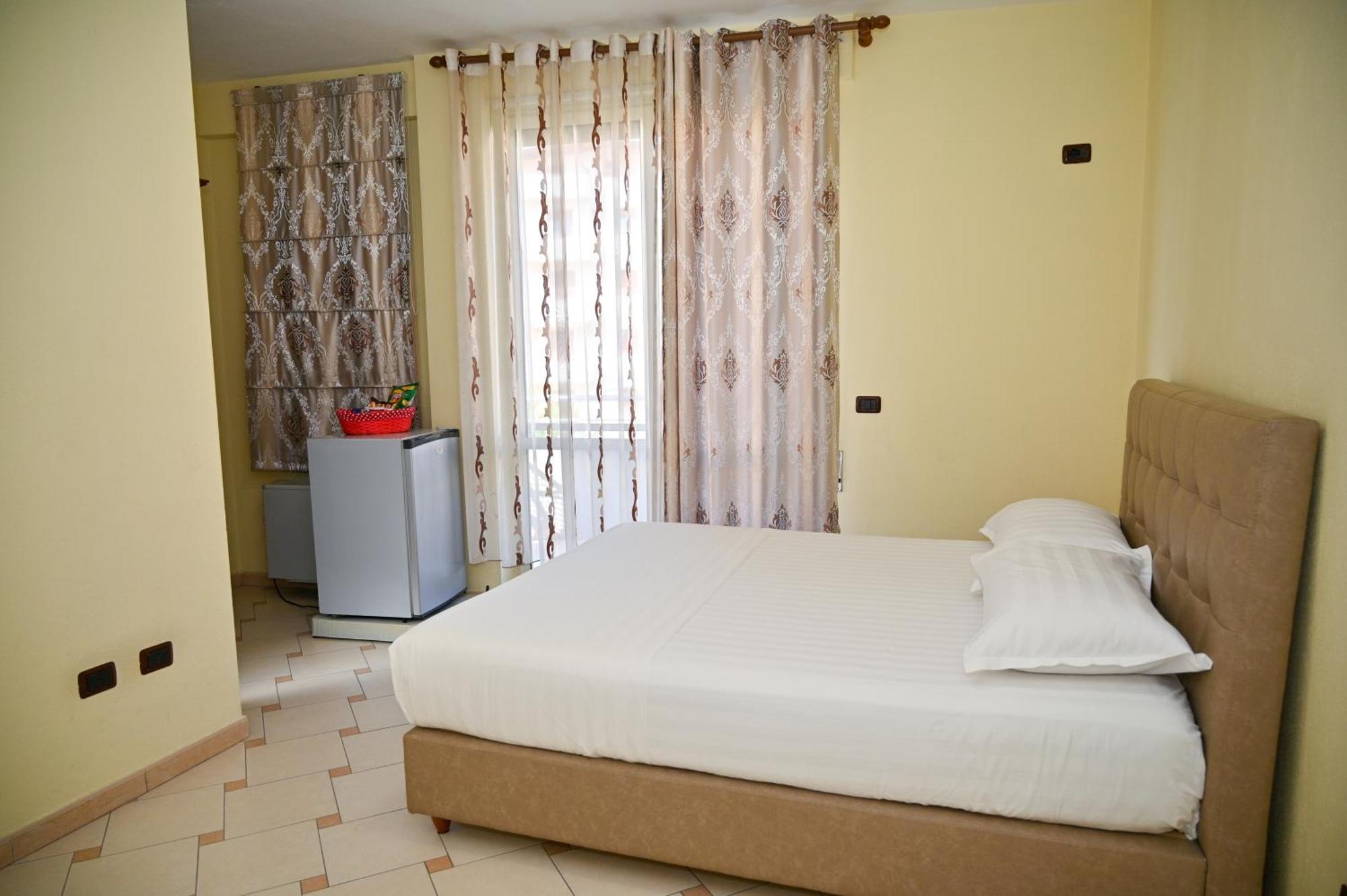 Hotel Vila Emes Durrës Cameră foto