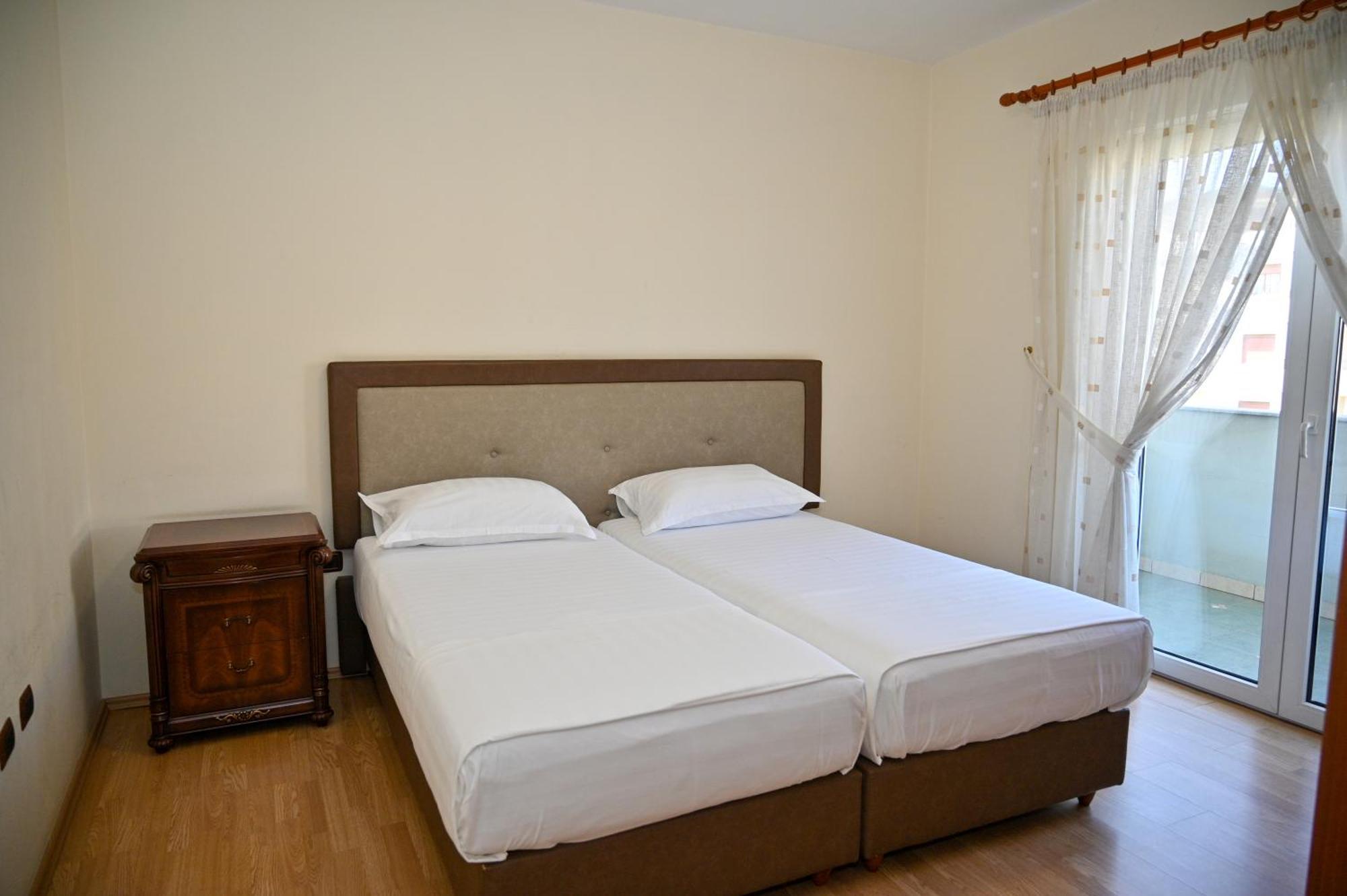 Hotel Vila Emes Durrës Cameră foto